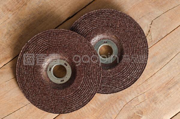 刀片磨床与磨片工艺 精密制造中的关键环节